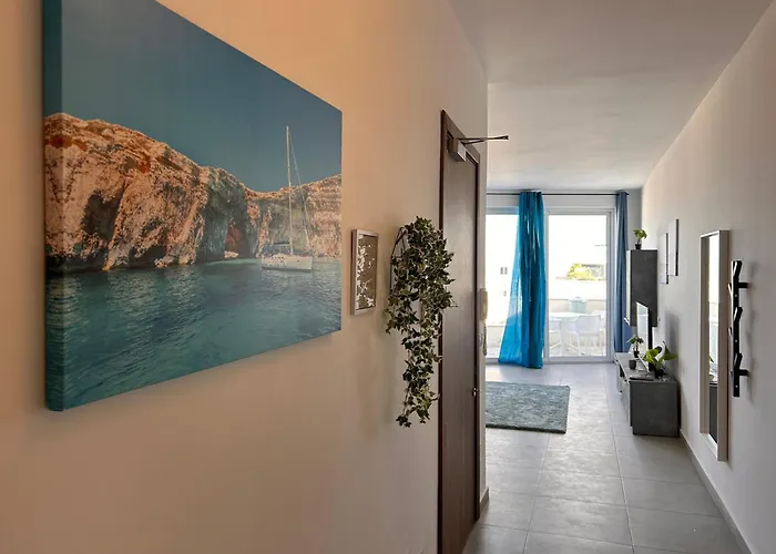 Qawra Penthouse - Spacious Sleeps 5 San Pawl il-Baħar